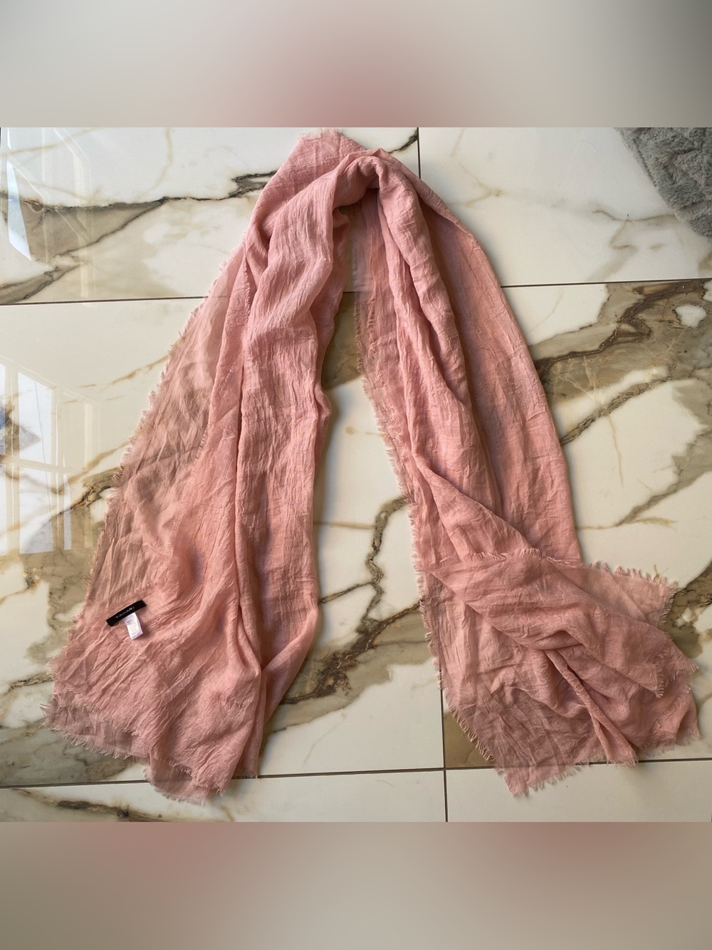Tahari Oversized Cameo Rose Viscose Lightweight Wrap/Cardigan - One Size
